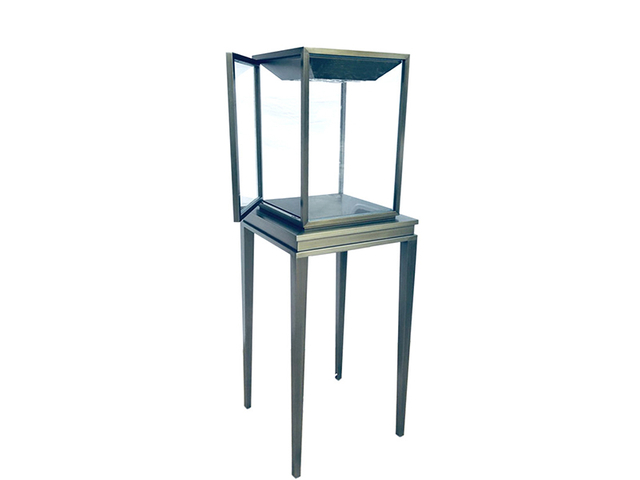 metal chair legs